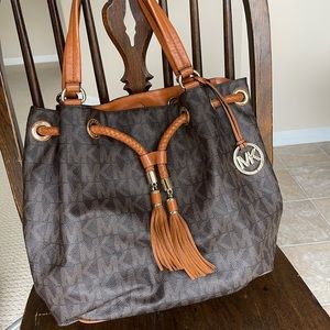 Michael Kors Jet Set Large Gathered Tote